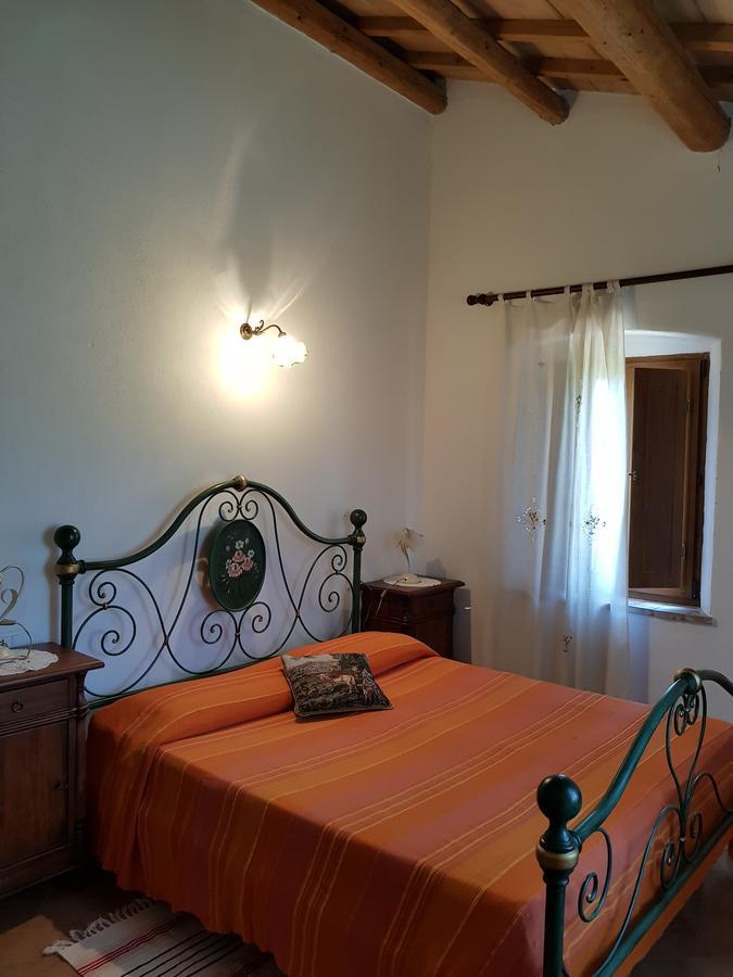 Agriturismo Bio Le 4 Stagioni Porrona Exterior foto