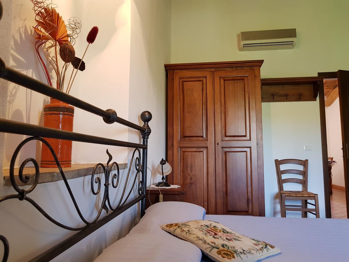 Agriturismo Bio Le 4 Stagioni Porrona Exterior foto