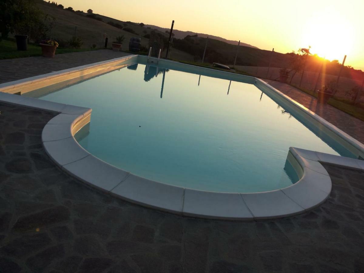 Agriturismo Bio Le 4 Stagioni Porrona Exterior foto